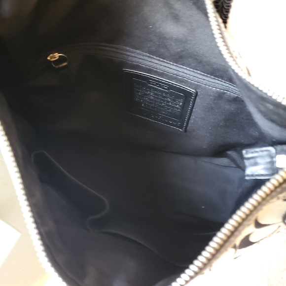 Coach Chelsea Signature Canvas Purse - Picture 7 of 8